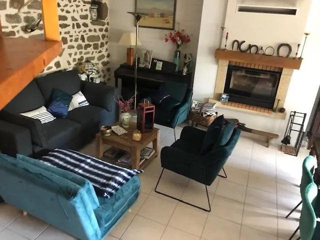 Appel A La Beaute Hotel La Vicomté-sur-Rance Franciaország