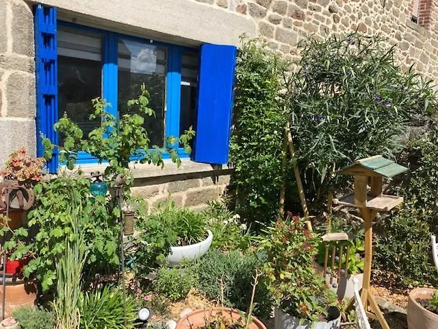 Appel A La Beaute Hotel La Vicomté-sur-Rance 0*,  Franciaország